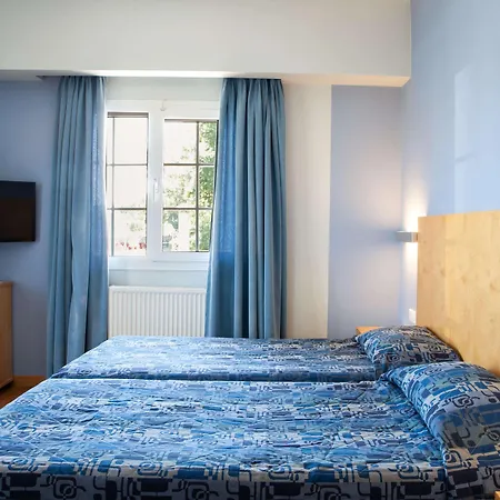 Kronos Hotel 3*