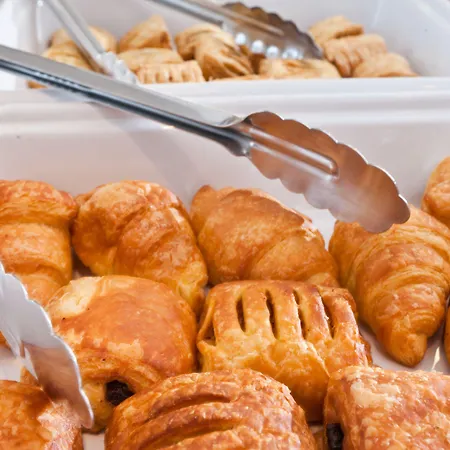 Kronos فندق بلاتامونيس